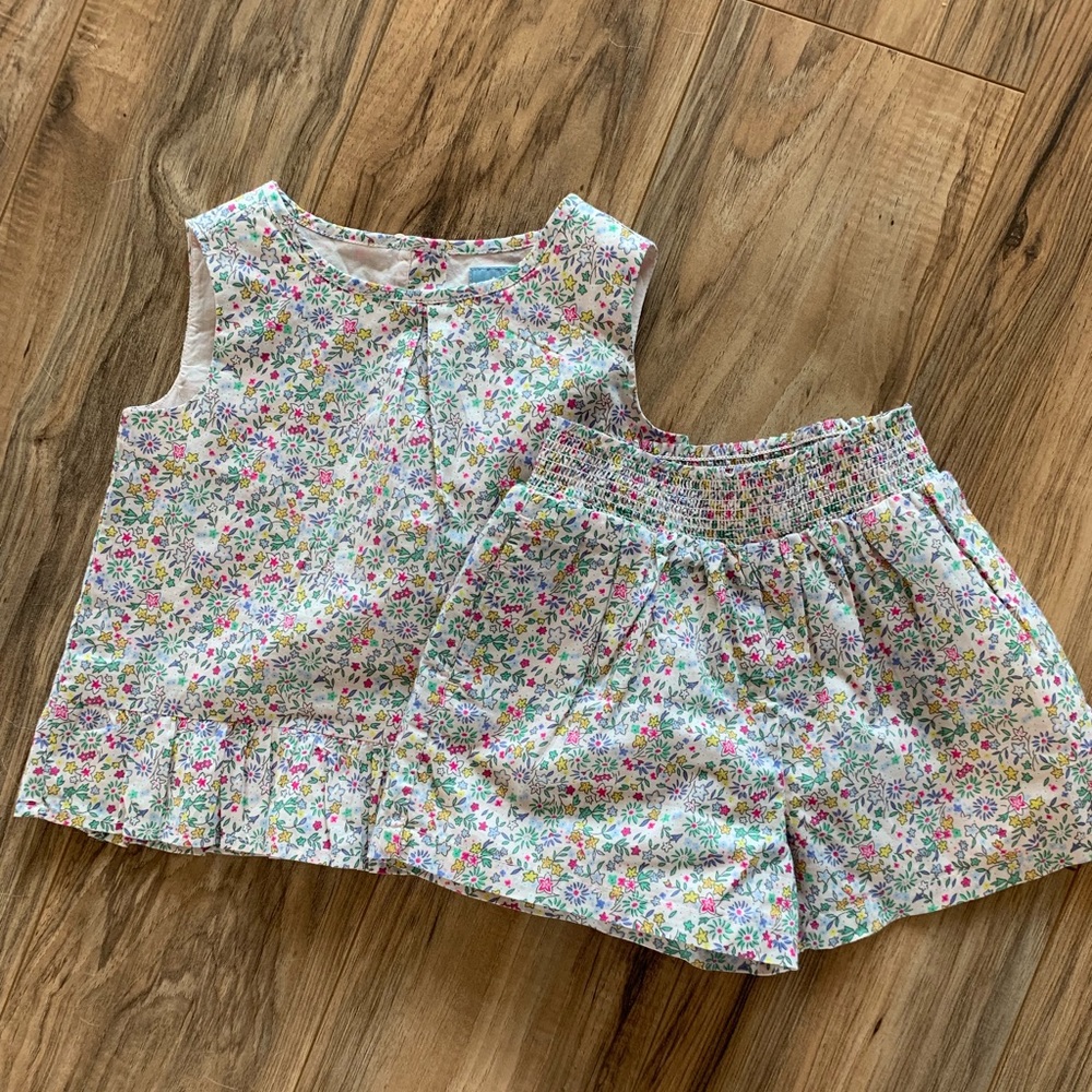 Gap 2 piece floral outfit